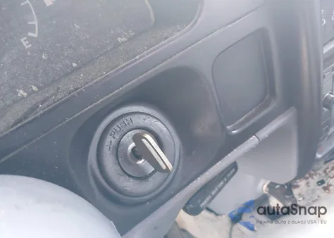 1999 Toyota Tacoma from USA, damaged, VIN 4TANL42N3XZ554907